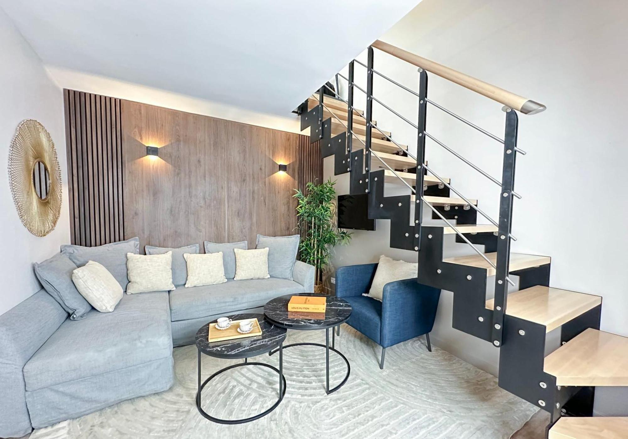 Stylish & Chic Duplex Near Eiffel Tower * Paris