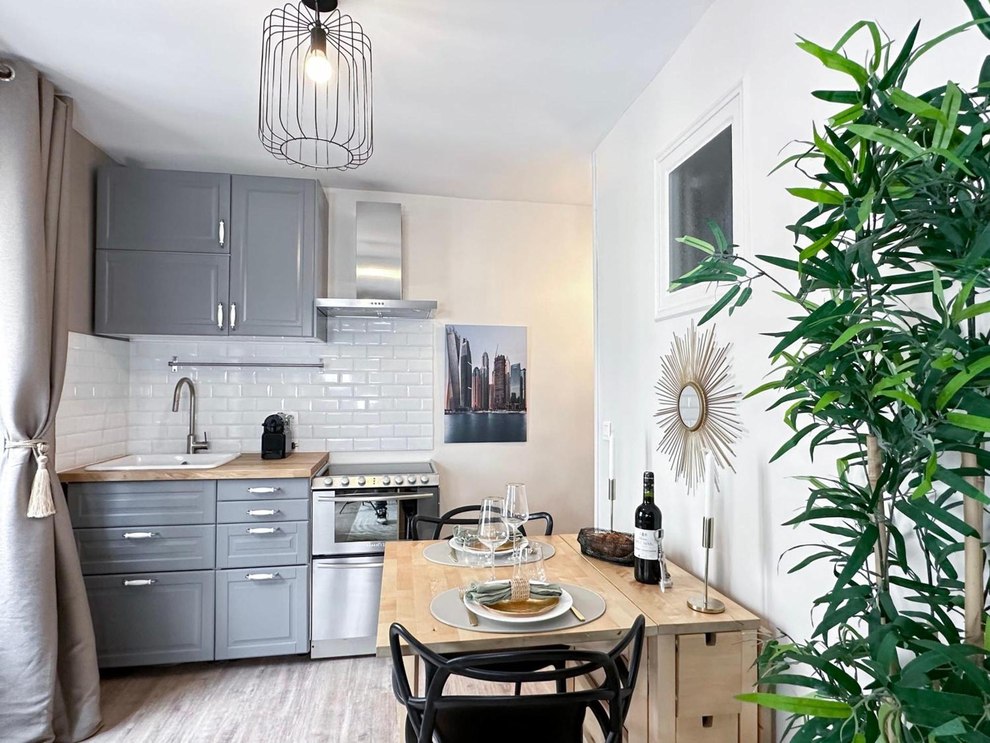Apartment Stylish & Chic Duplex Near Eiffel Tower Paris