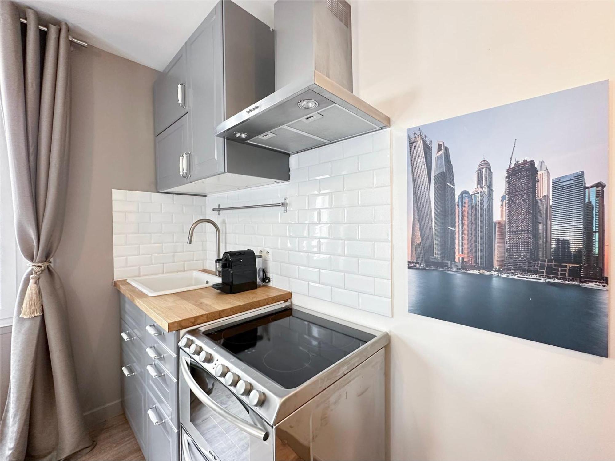 Stylish & Chic Duplex Near Eiffel Tower Paris