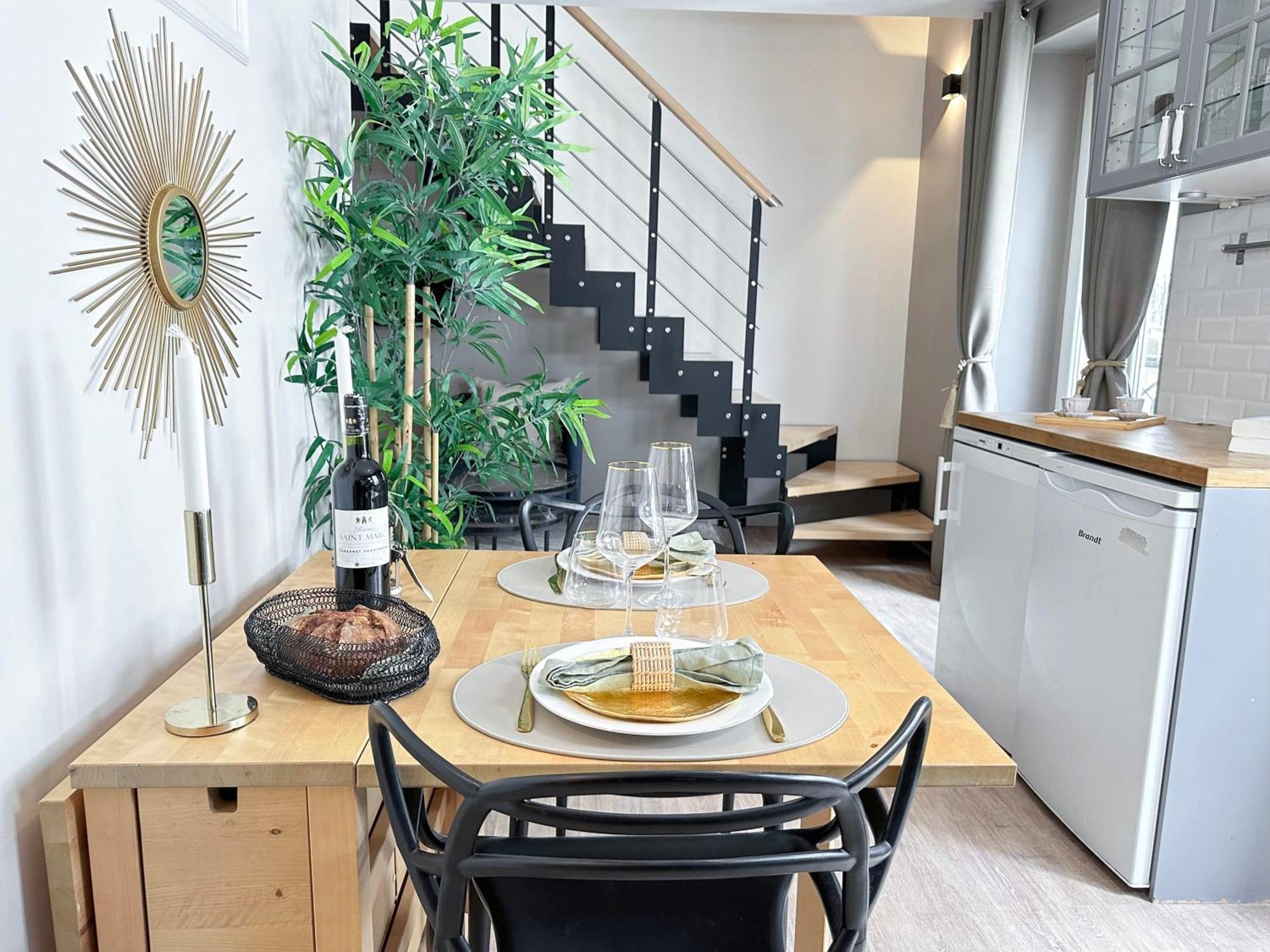 Apartment Stylish & Chic Duplex Near Eiffel Tower