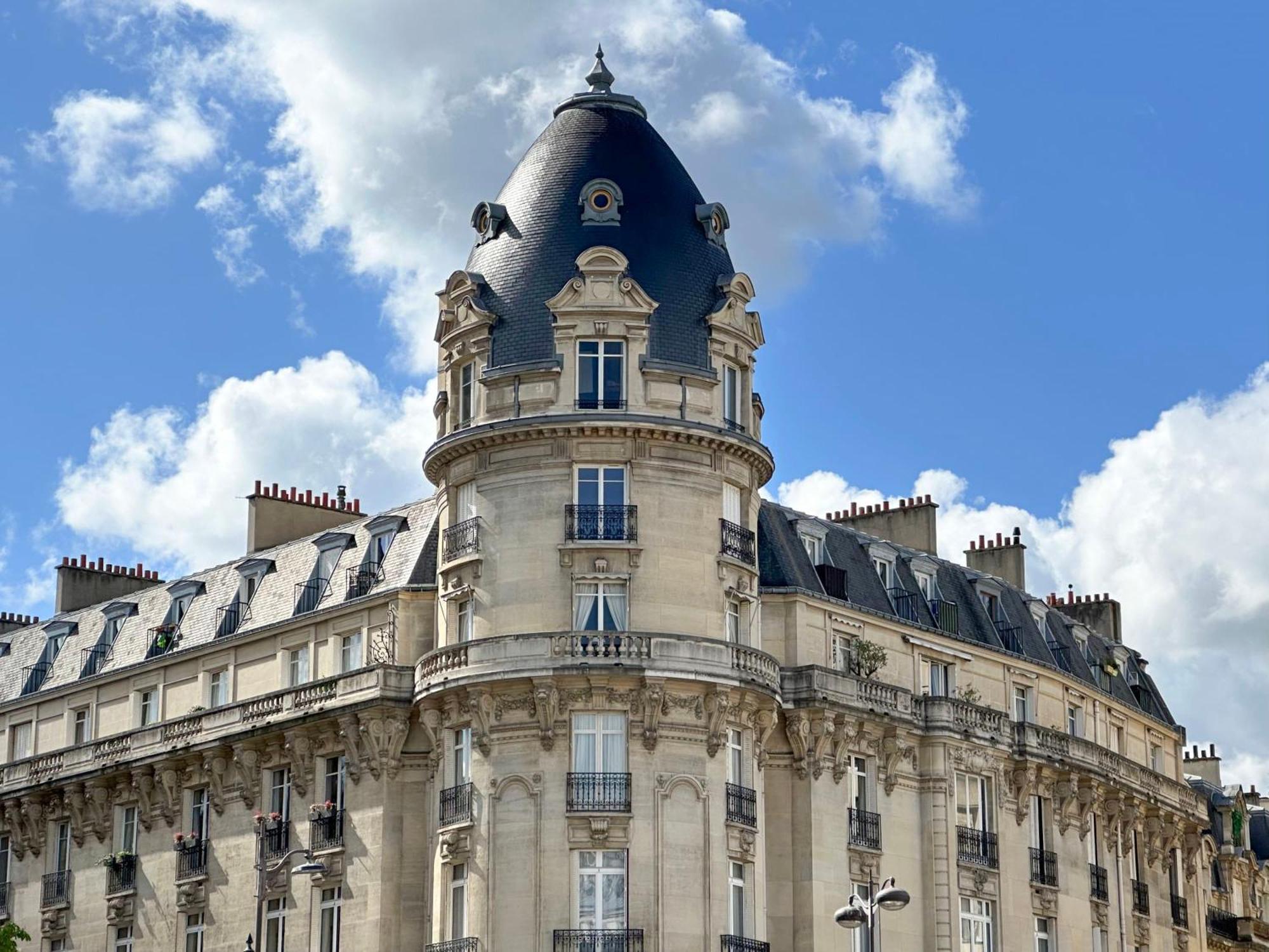 Apartment Stylish & Chic Duplex Near Eiffel Tower