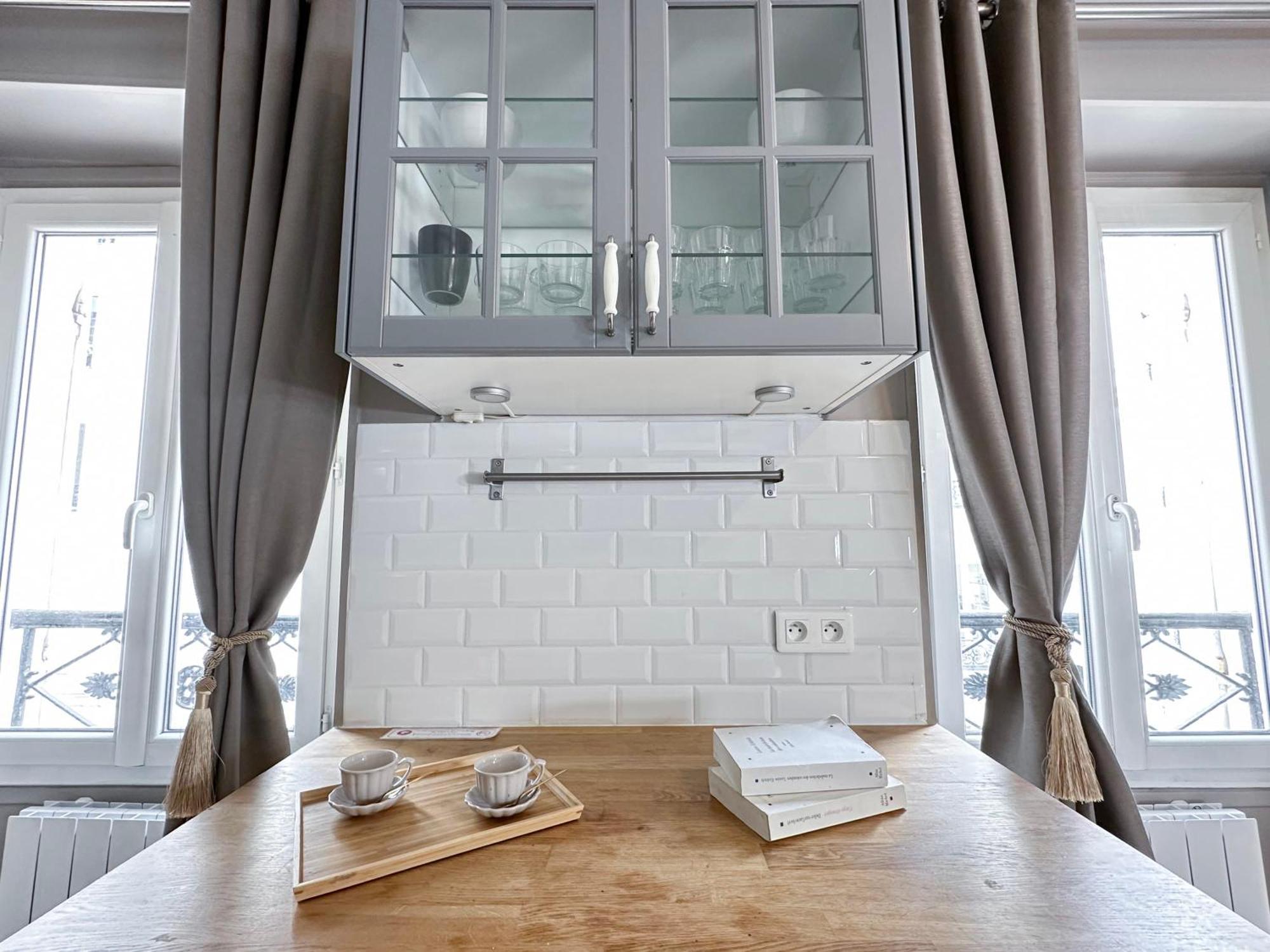 Stylish & Chic Duplex Near Eiffel Tower